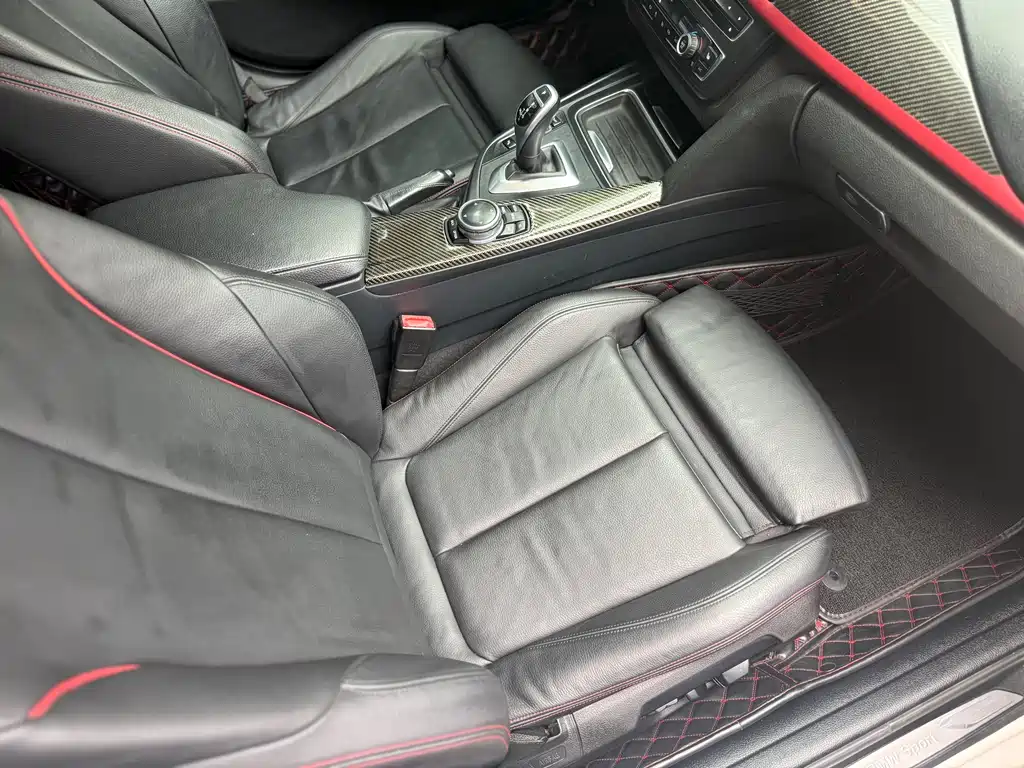 BMW 3 Series 2015 — фото 12