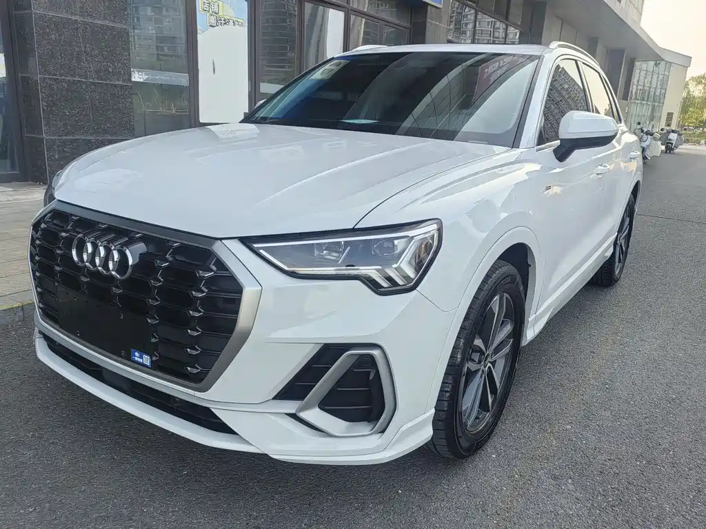 Audi Q3 2022