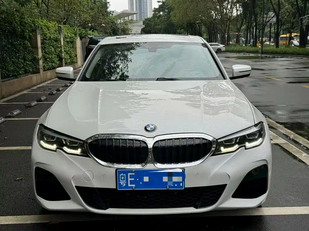 BMW 3 Series 2021 — фото 10