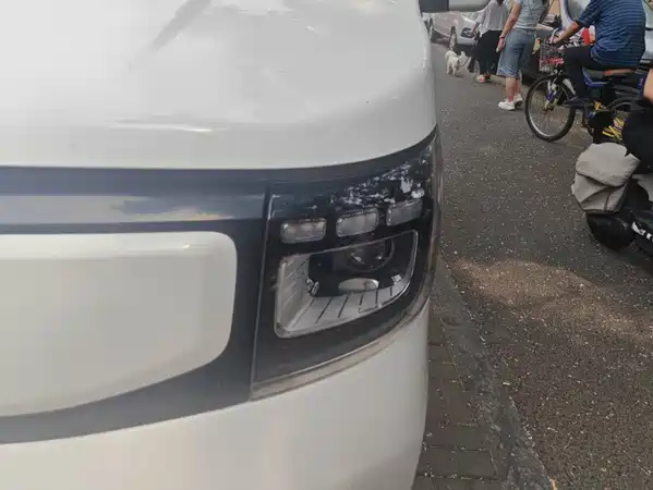 Changan Ruixing EM80 2025