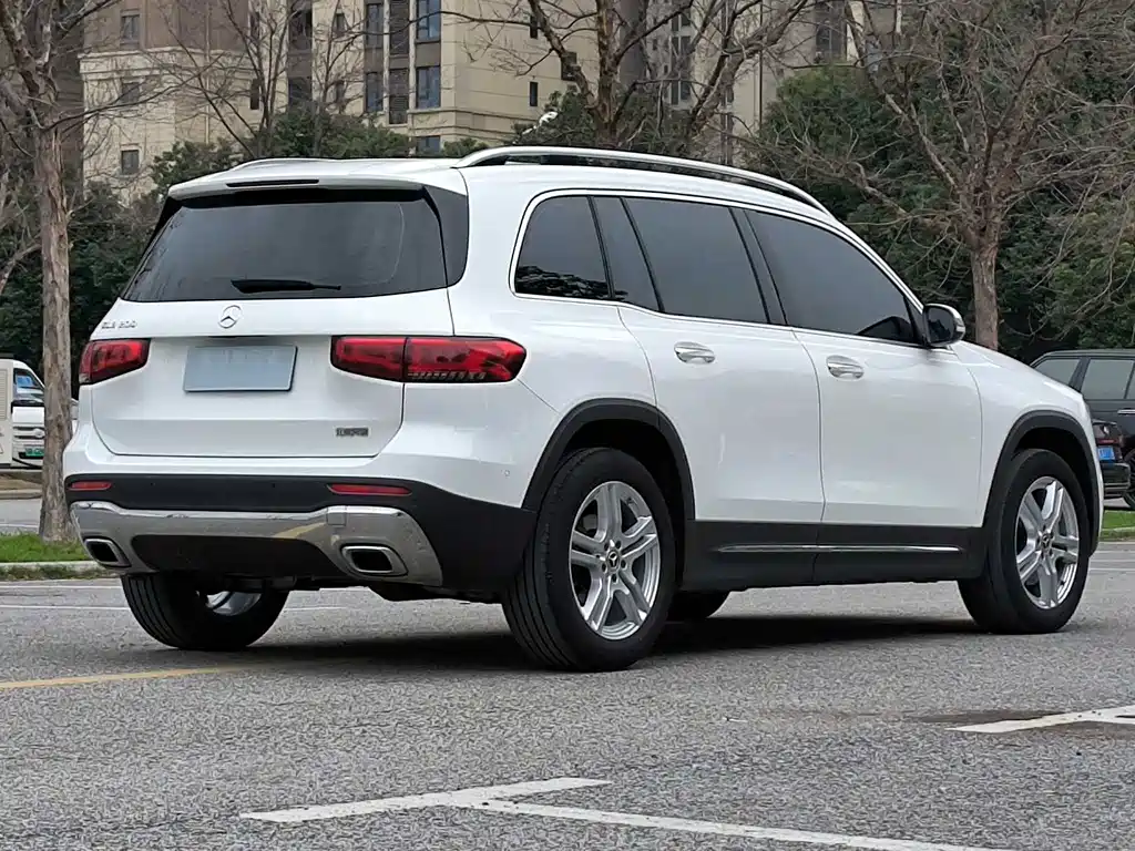 Mercedes-Benz GLB 2021 — фото 15