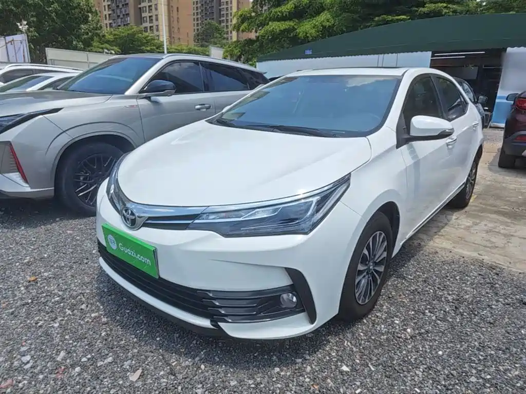 Toyota Corolla 2019 — фото 2