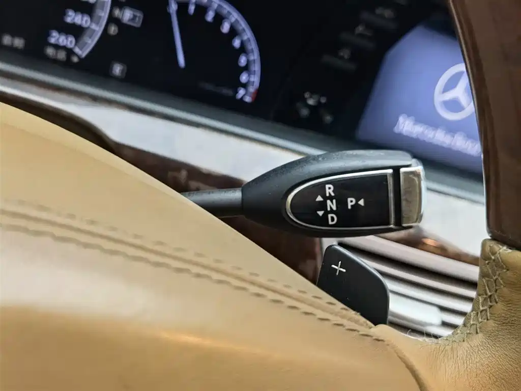 Mercedes-Benz S-Class 2011 — фото 13
