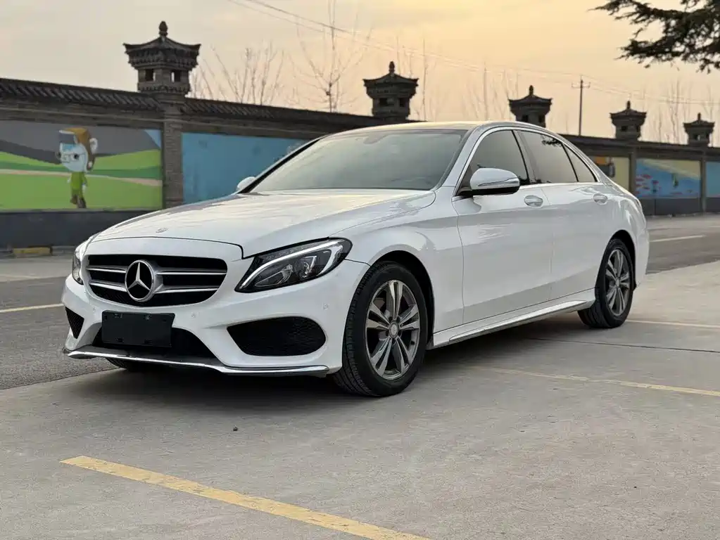 Mercedes-Benz C-Class 2017 — фото 1