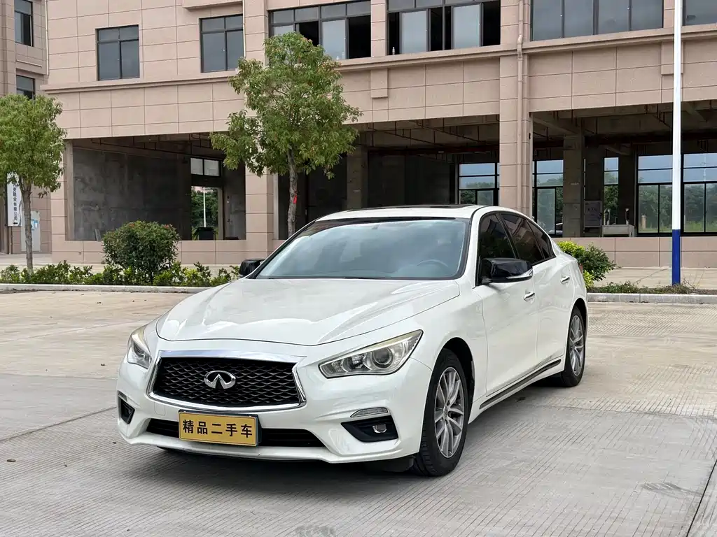 Infiniti Q50L 2018