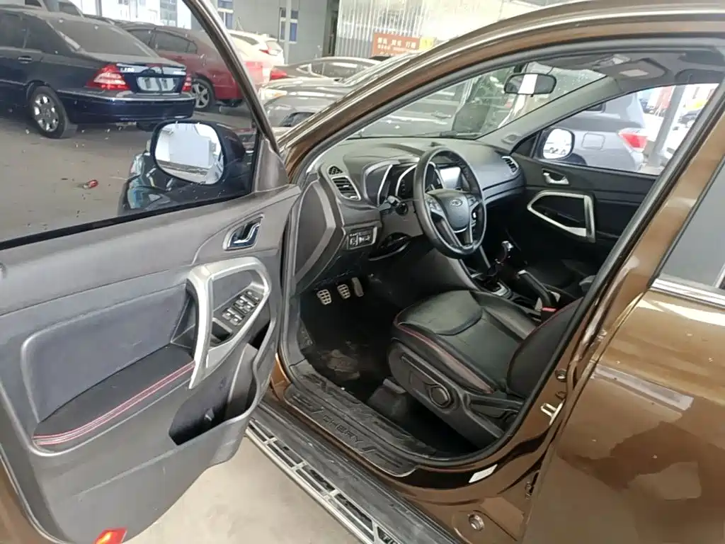 Chery Tiggo 5 2015 — фото 16