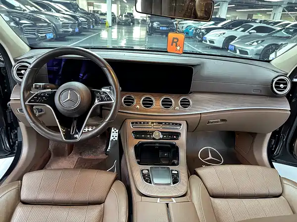 Mercedes-Benz E-Class 2021