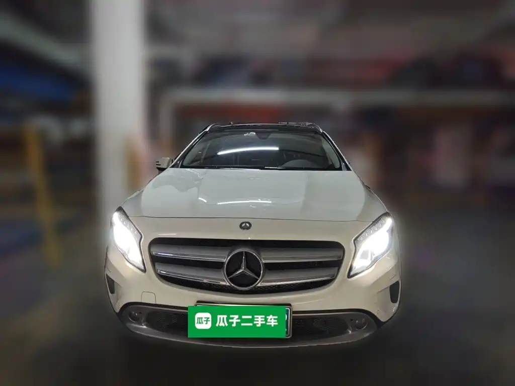 Mercedes-Benz GLA 2016