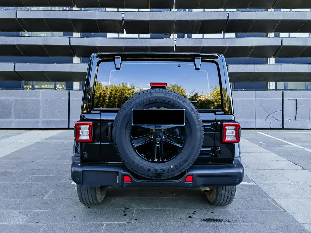Jeep Wrangler 2022 — фото 4