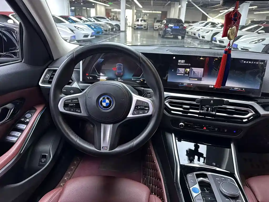 BMW i3 2023