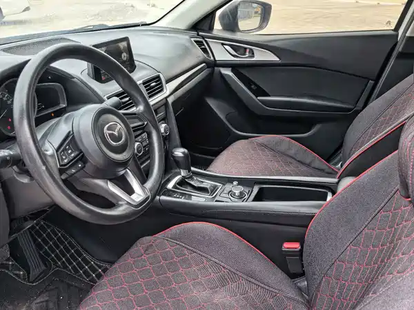 Mazda 3 Axela 2018