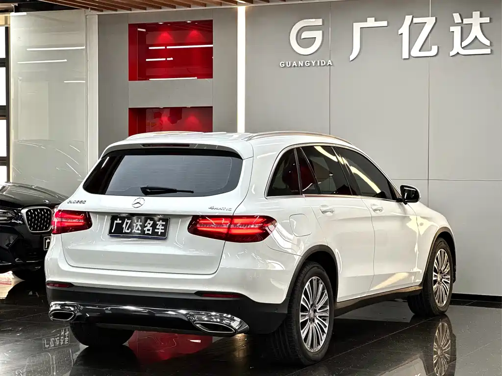 Mercedes-Benz GLC 2016 — фото 17