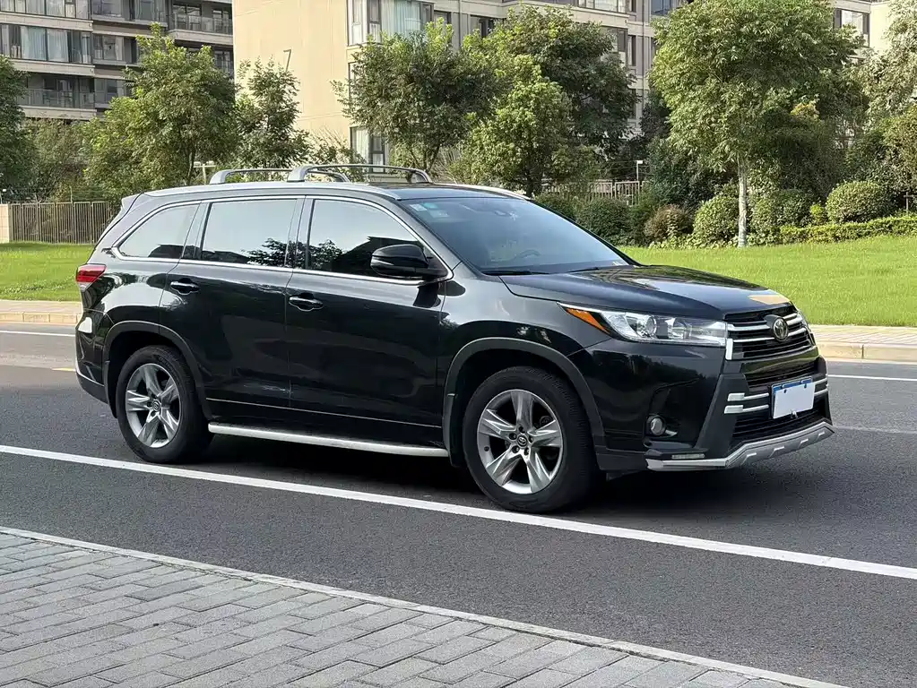 Toyota Highlander 2019 — фото 2
