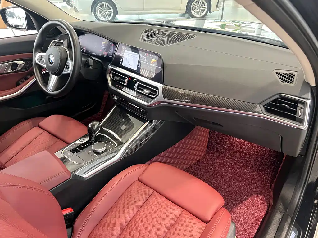 BMW 3 Series 2022 — фото 14
