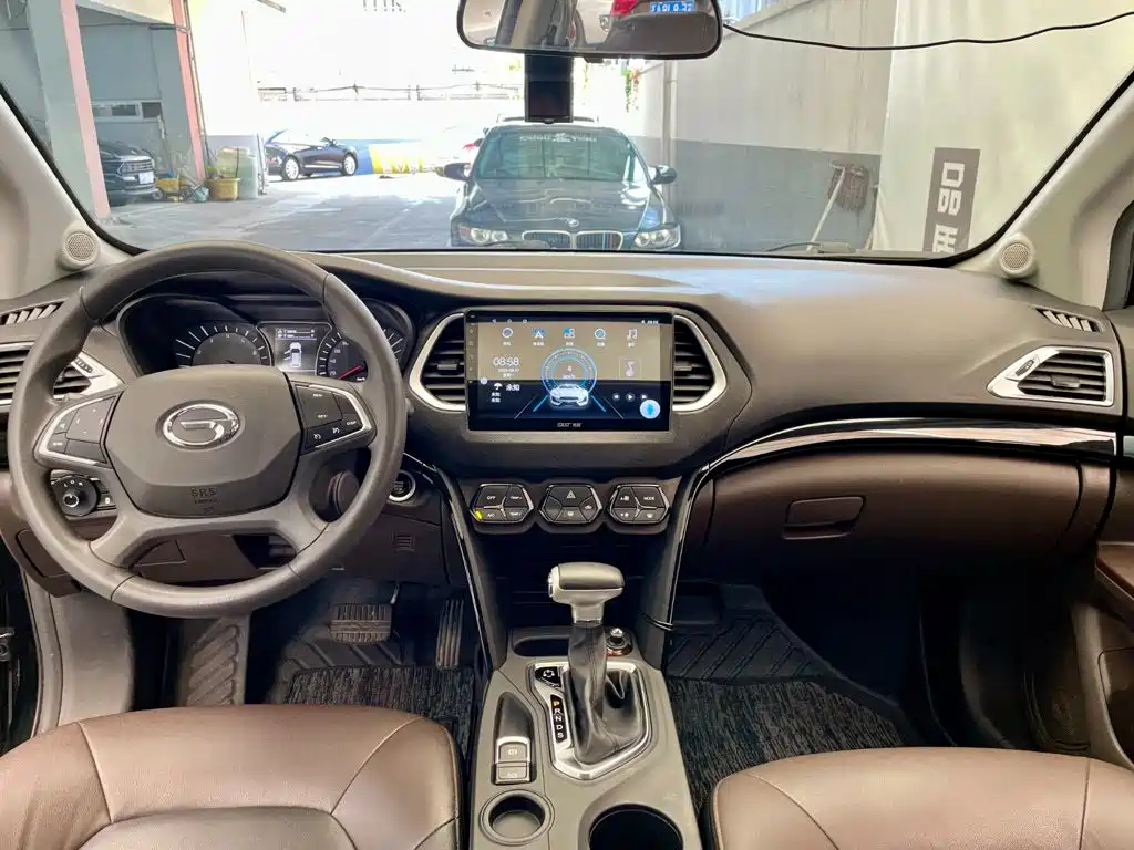 GAC Trumpchi GS4 2018 — фото 8
