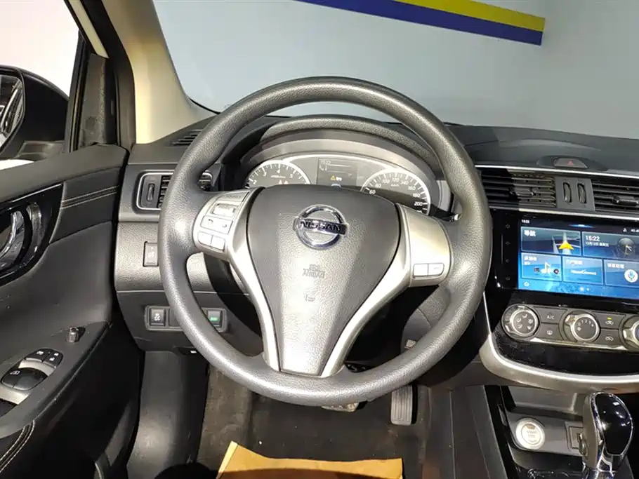 Nissan Tiida 2019 — фото 15