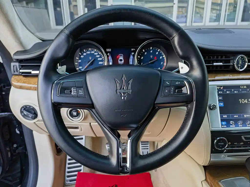 Maserati Quattroporte 2014 — фото 13