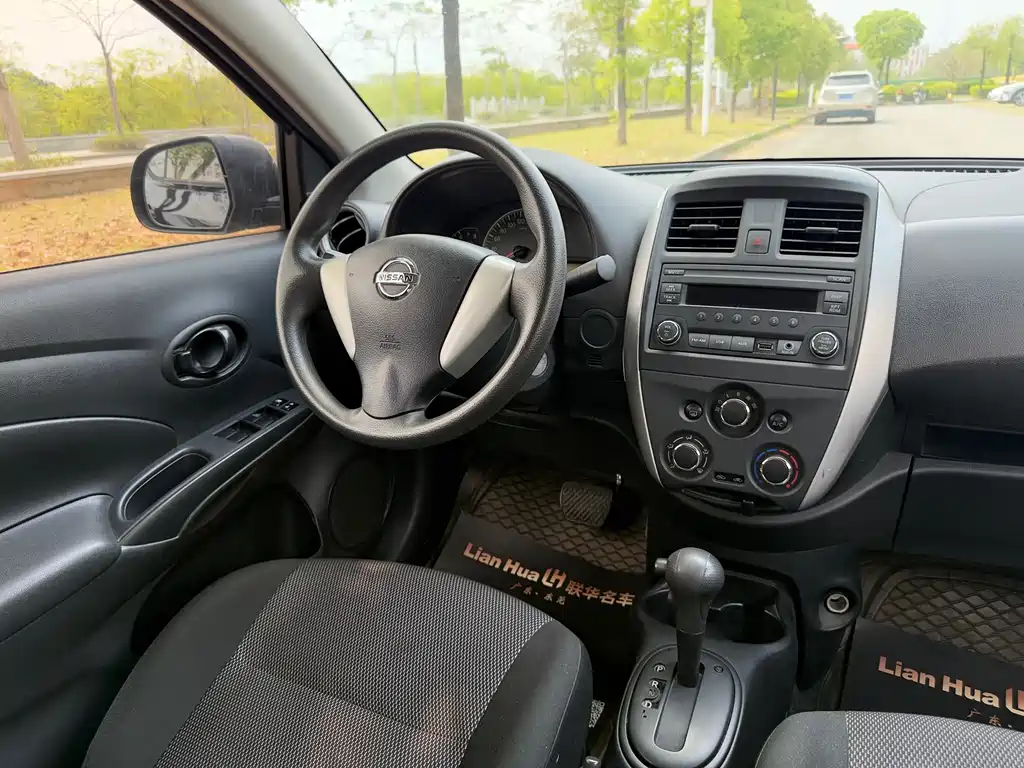 Nissan Sunny 2016 — фото 17