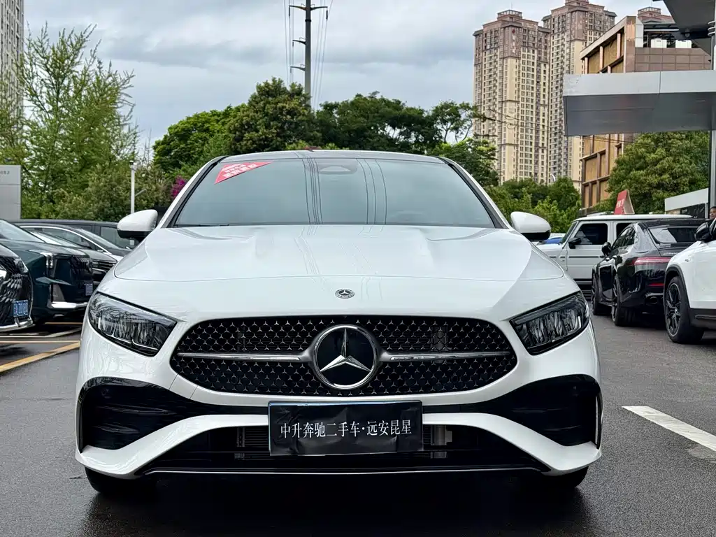 Mercedes-Benz A-Class 2025 — фото 2