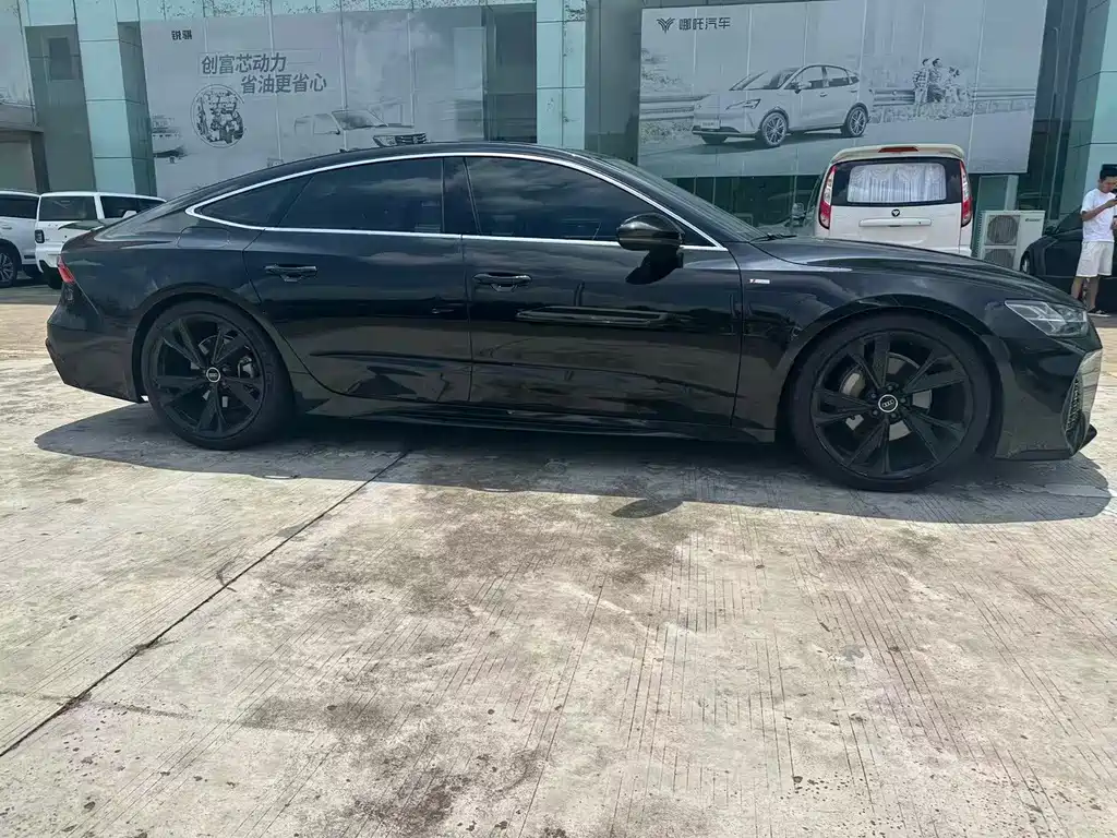 Audi A7 2020 — фото 10