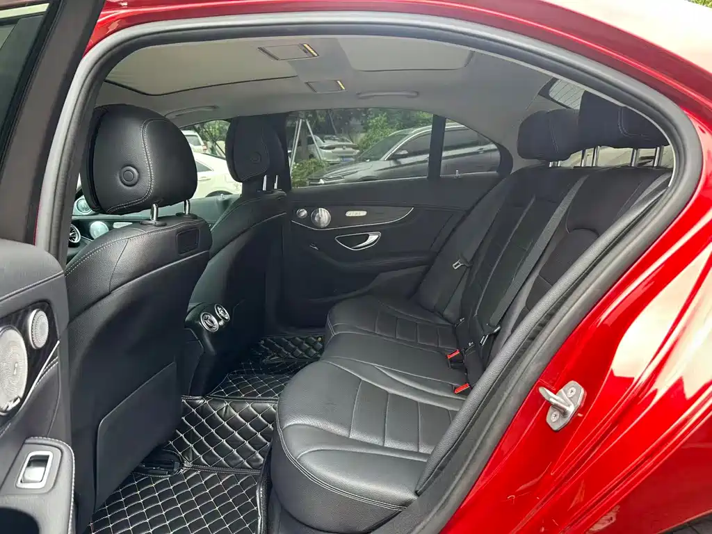 Mercedes-Benz C-Class 2018 — фото 13