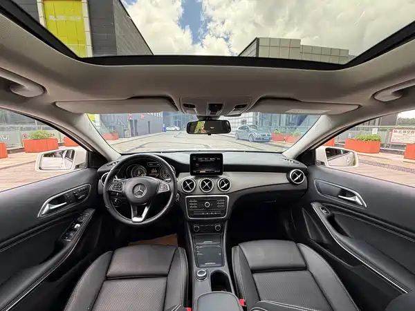 Mercedes-Benz GLA 2017