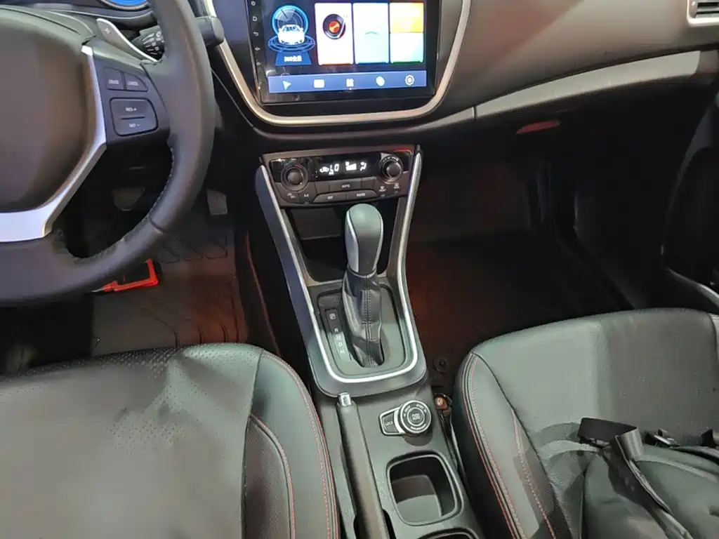 Suzuki S-Cross 2015 — фото 14