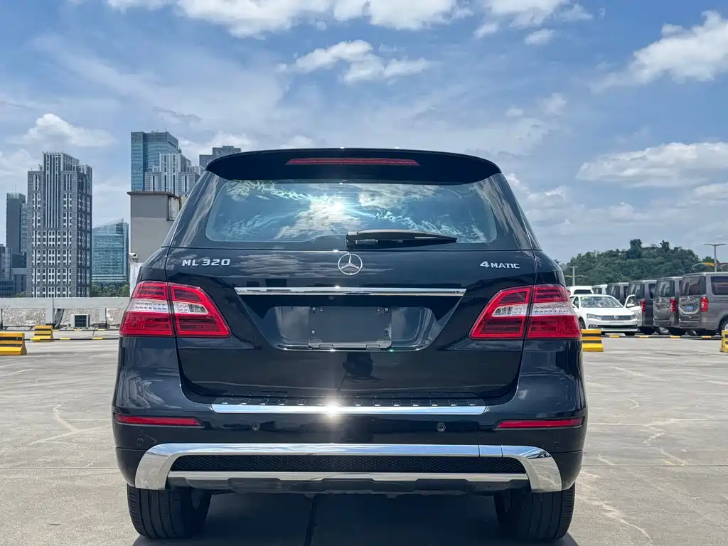 Mercedes-Benz M-Class 2015 — фото 15