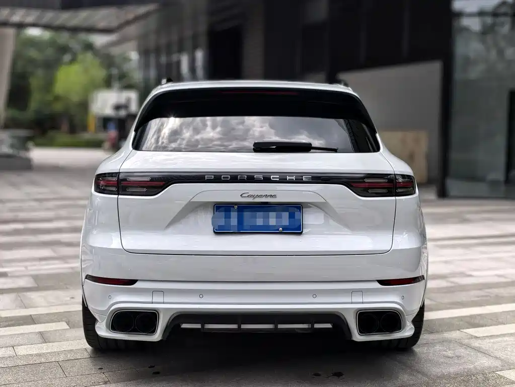 Porsche Cayenne 2018 — фото 6