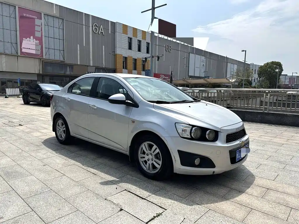 Chevrolet Aveo 2013 — фото 4