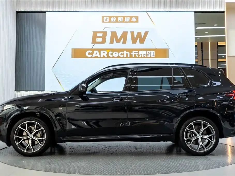 BMW X5 2025