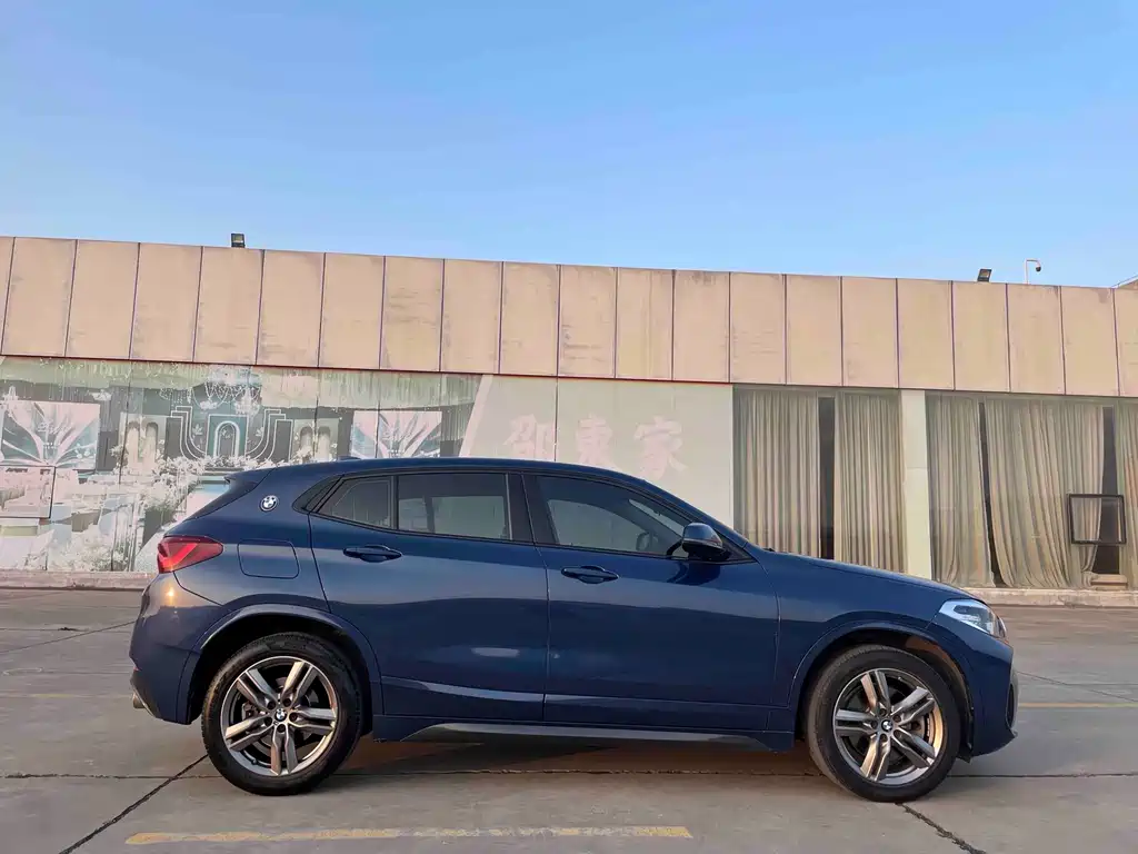 BMW X2 2022 — фото 7