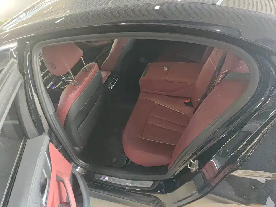 BMW 5 Series 2023
