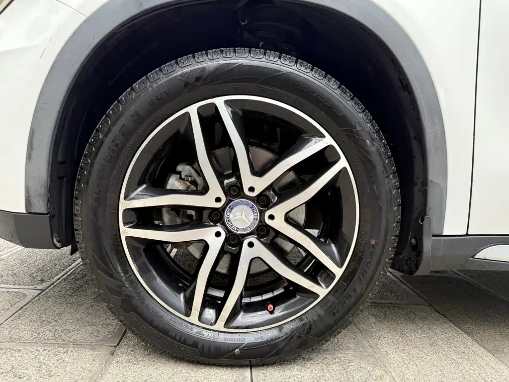 Mercedes-Benz GLA 2017 — фото 14