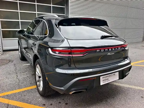 Porsche Macan 2023
