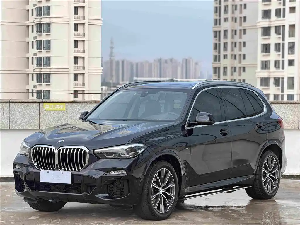 BMW X5 2020 — фото 1
