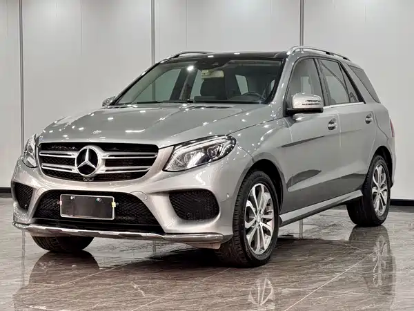 Mercedes-Benz GLE 2016