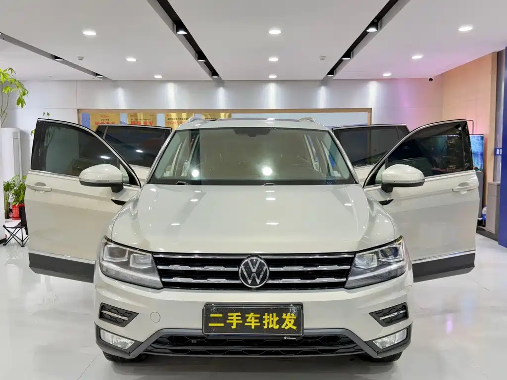 Volkswagen Tiguan L 2021 — фото 16