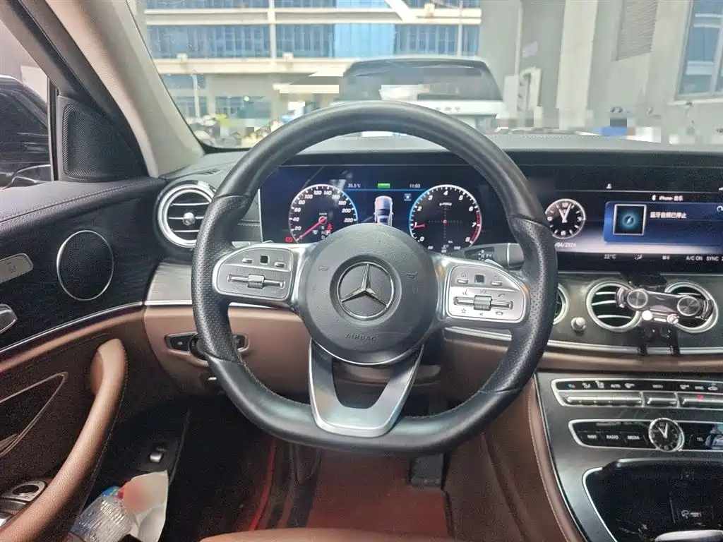 Mercedes-Benz E-Class 2019 — фото 7