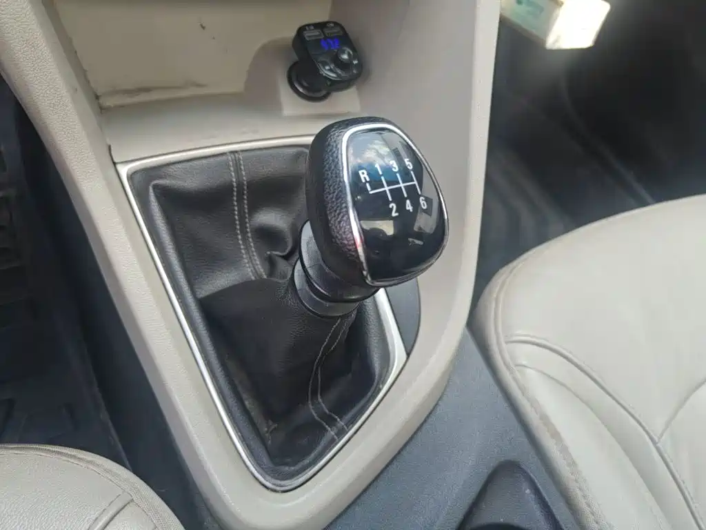 Buick Excelle GT 2018 — фото 10