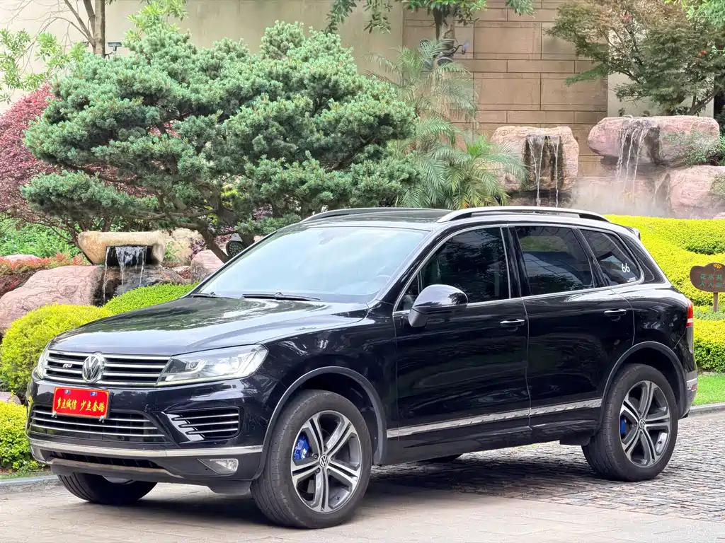 Volkswagen Touareg 2018 — фото 20