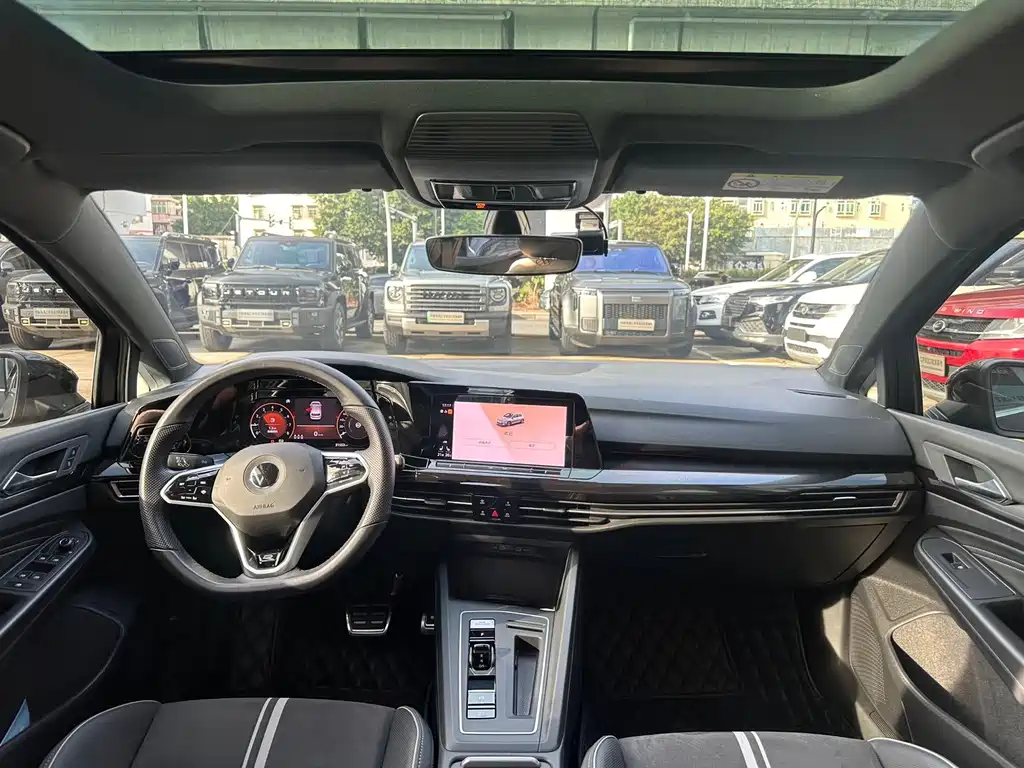 Volkswagen Golf 2022