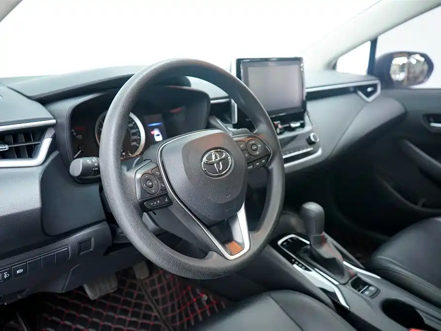Toyota Corolla 2022 — фото 15