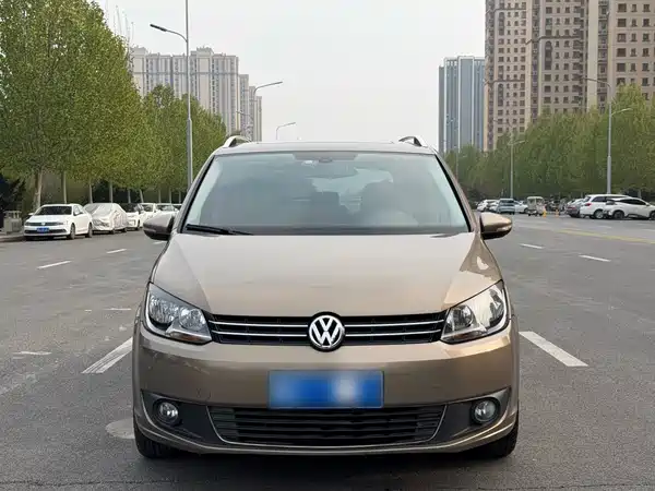 Volkswagen Touran 2016