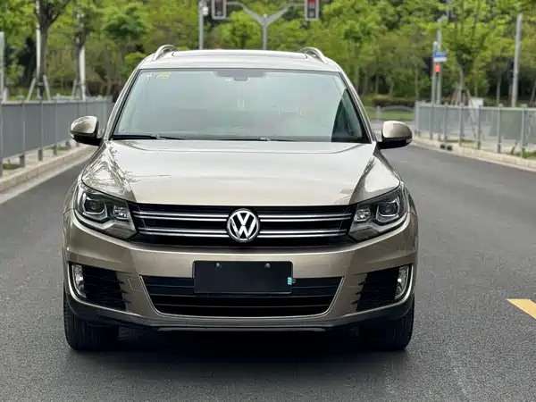 Volkswagen Tiguan 2015