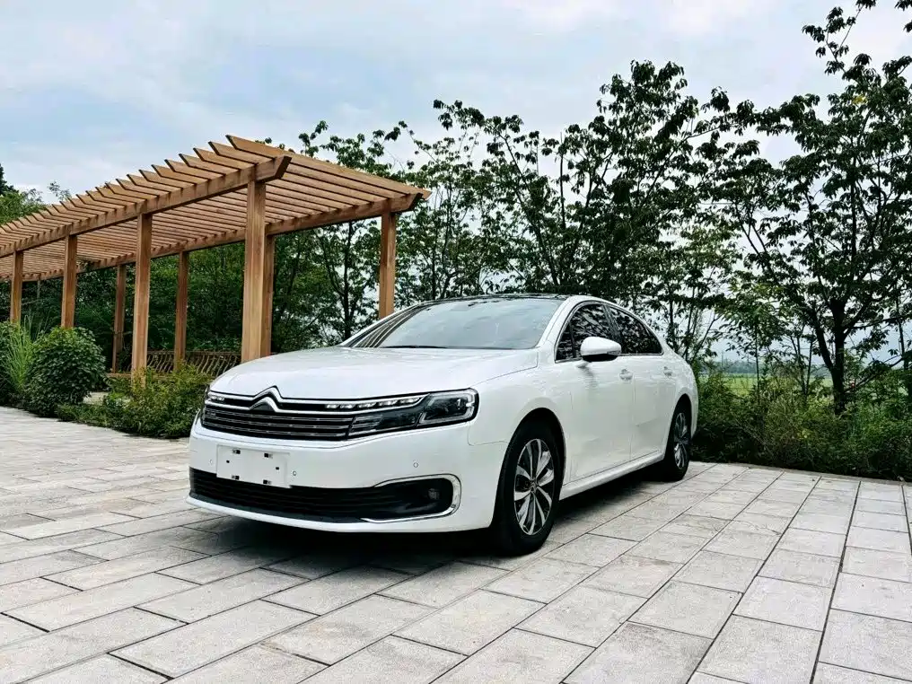 Citroën C6 2021