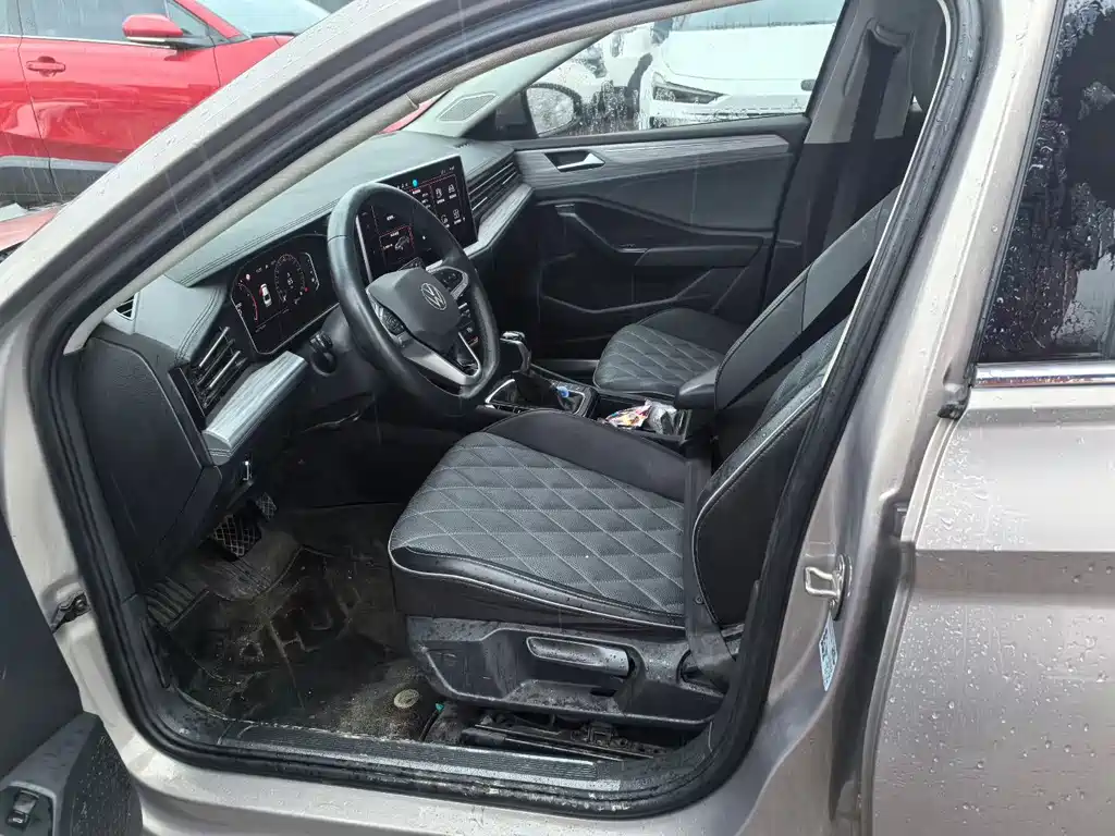Volkswagen Sagitar 2022