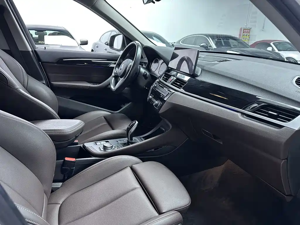 BMW X1 2022 — фото 10
