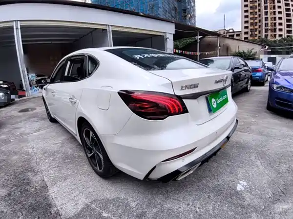 MG MG6 2023