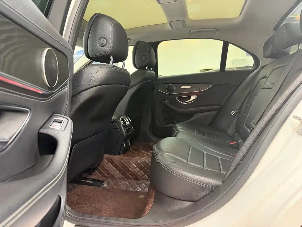 Mercedes-Benz C-Class 2020 — фото 11